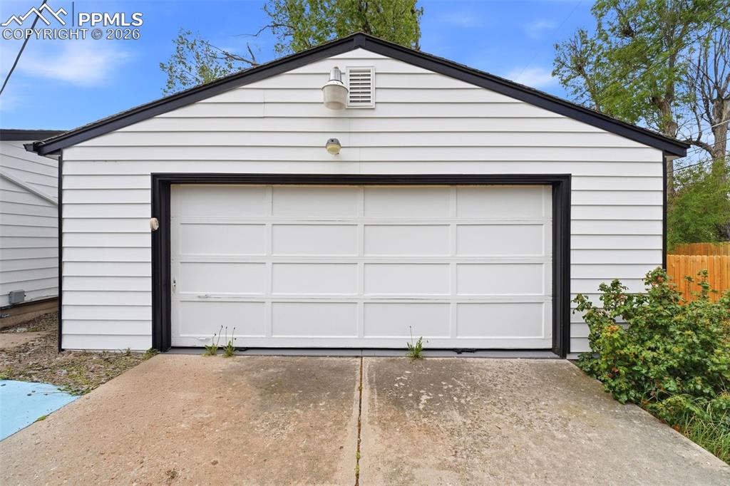 16 N Brentwood Drive Colorado Springs CO 80909