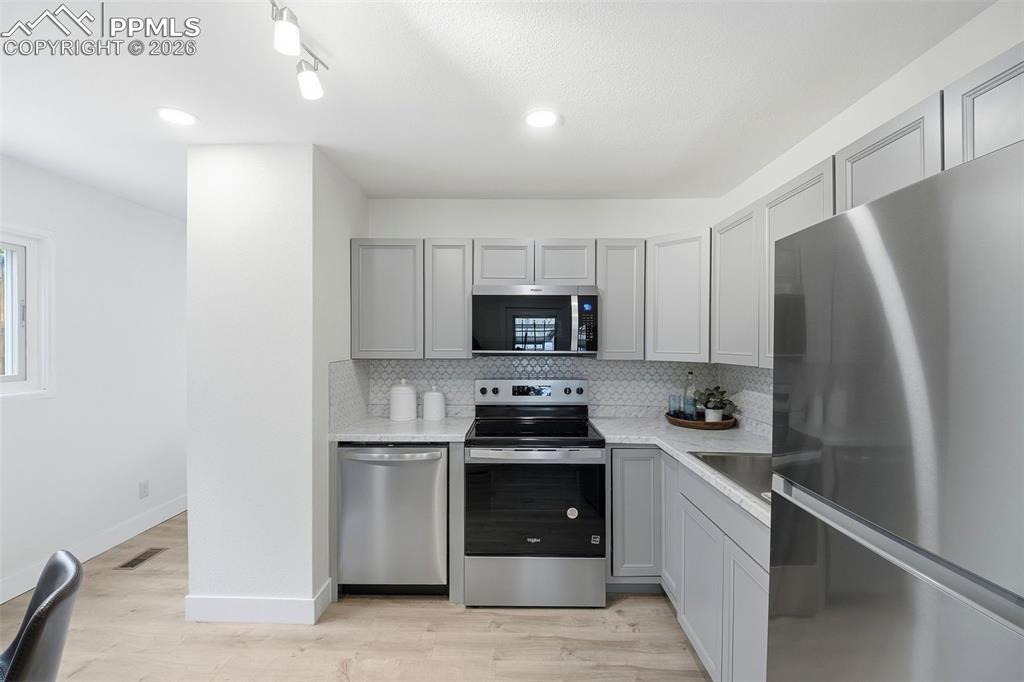 16 N Brentwood Drive Colorado Springs CO 80909