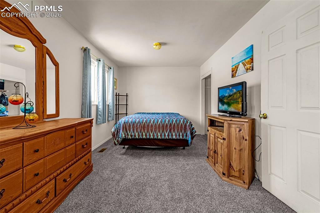512 Cottonwood Drive Colorado Springs CO 80911