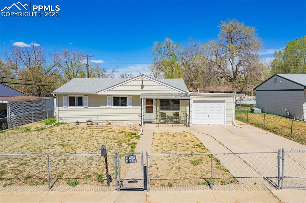 512 Cottonwood Drive Colorado Springs CO 80911