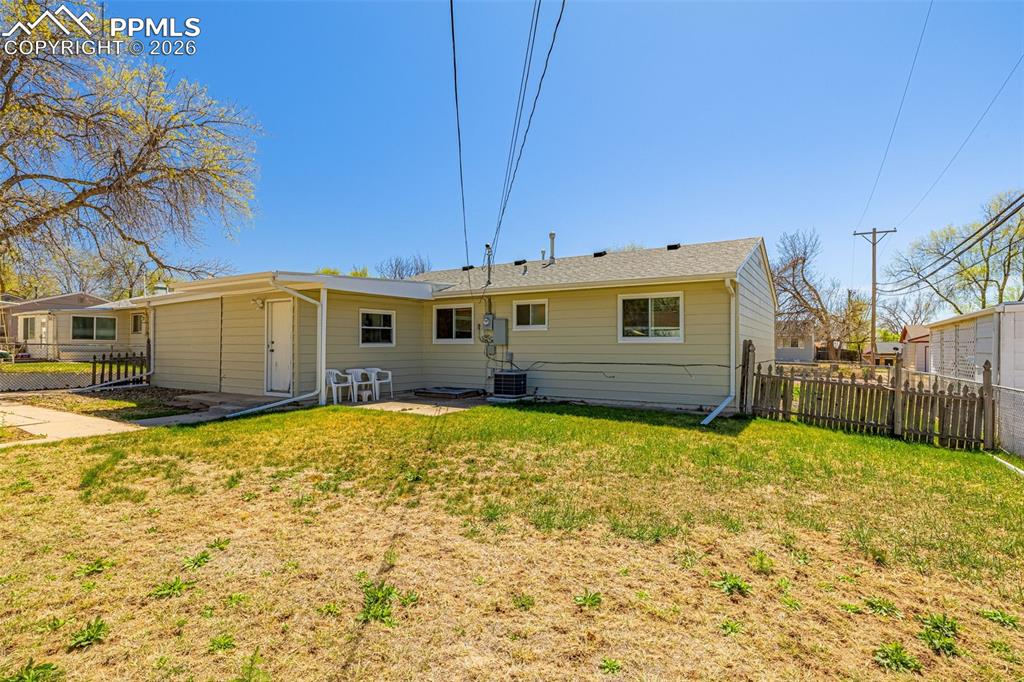 512 Cottonwood Drive Colorado Springs CO 80911