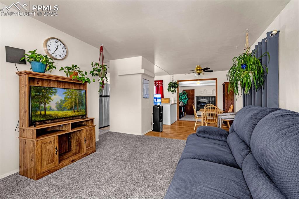 512 Cottonwood Drive Colorado Springs CO 80911