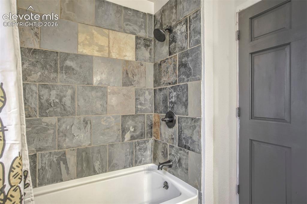 5665 Tuckerman Drive Colorado Springs CO 80918