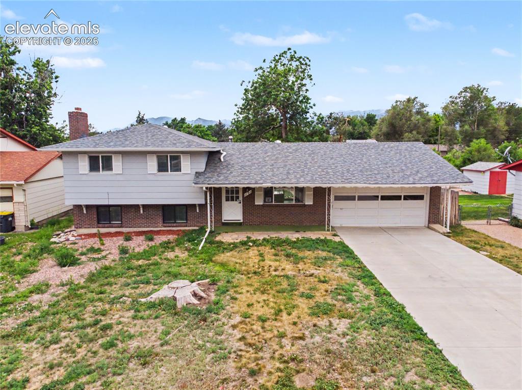 1122 Drake Circle Colorado Springs CO 80915