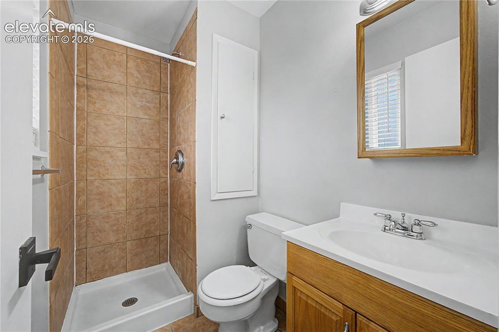 1122 Drake Circle Colorado Springs CO 80915