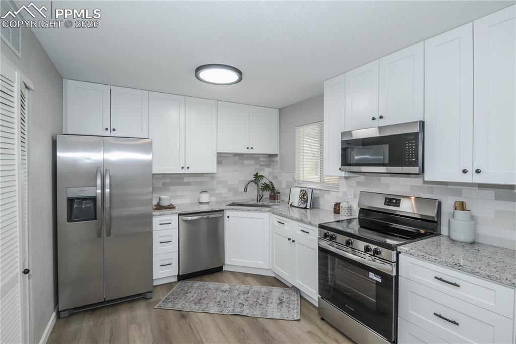 4235 Shining Way Colorado Springs CO 80916