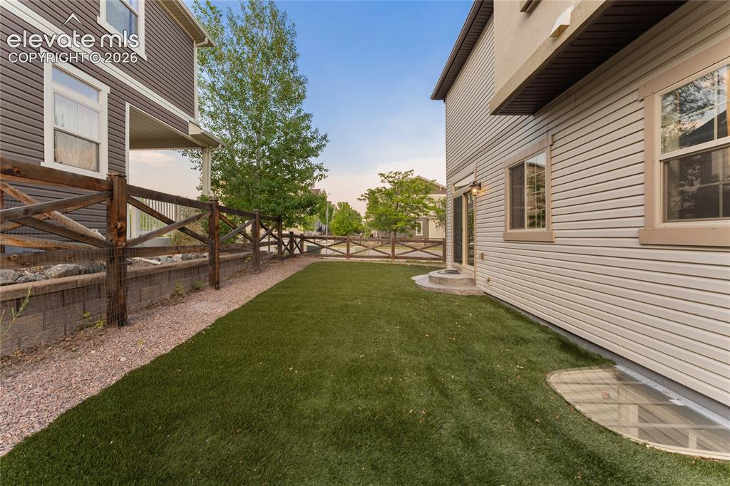 8290 Longleaf Lane Colorado Springs CO 80927