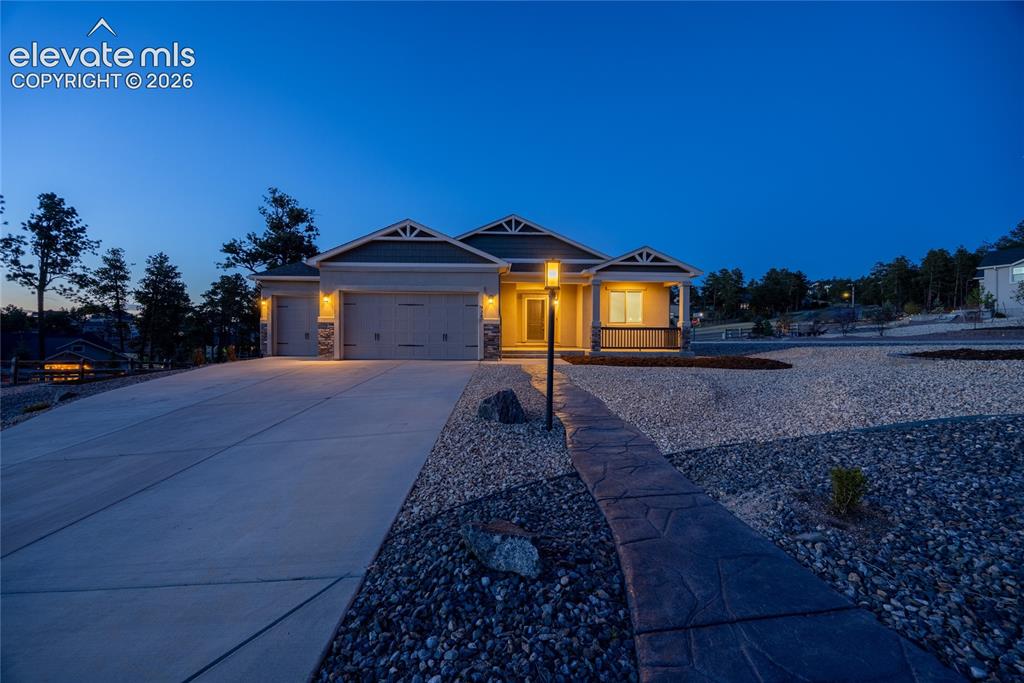 928 Graywoods Terrace Monument CO 80132