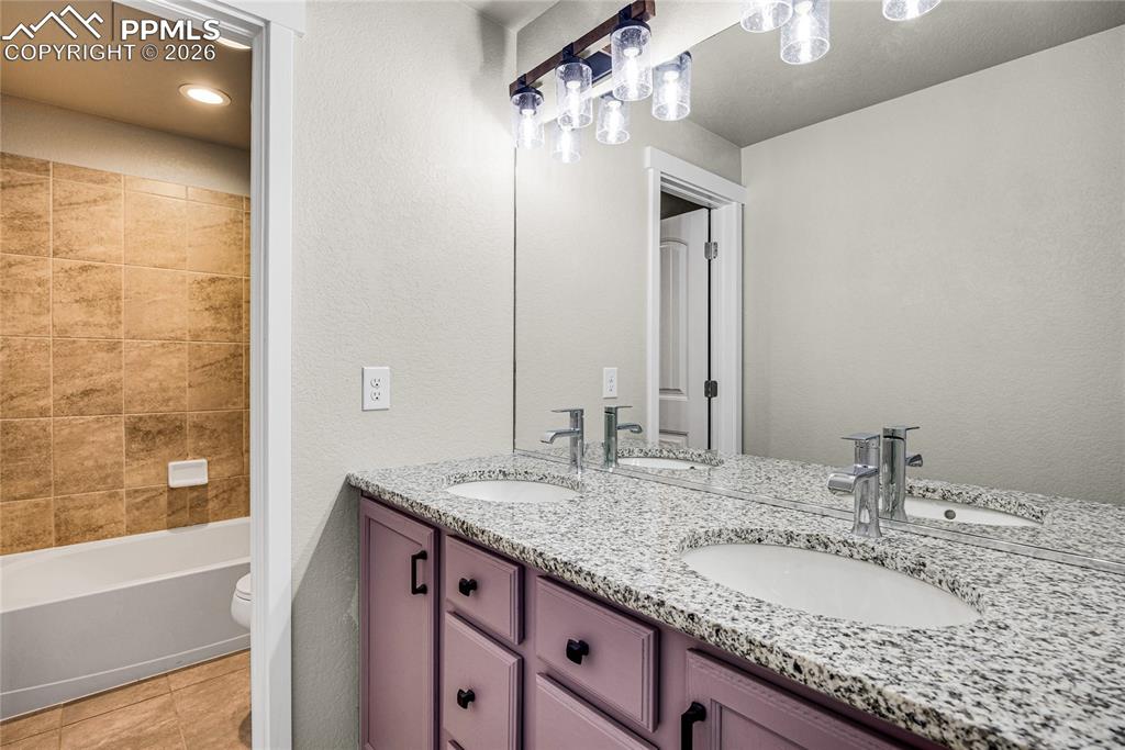 928 Graywoods Terrace Monument CO 80132