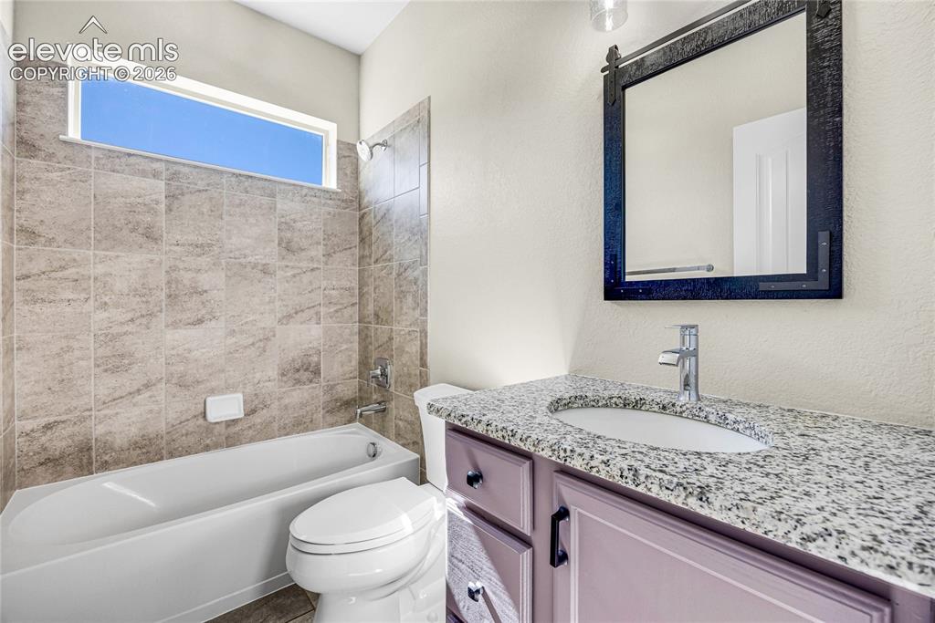 928 Graywoods Terrace Monument CO 80132
