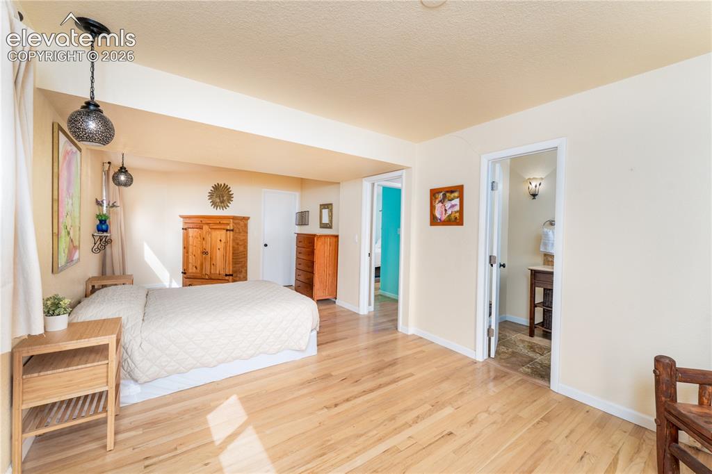 1031 Valley Road Colorado Springs CO 80904