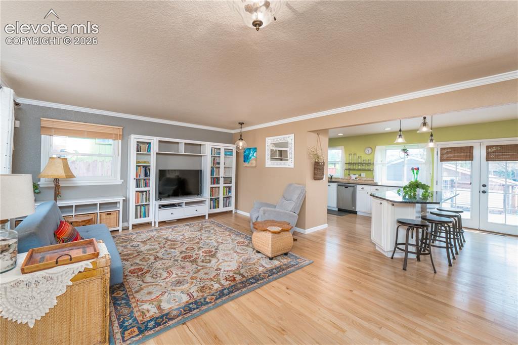 1031 Valley Road Colorado Springs CO 80904