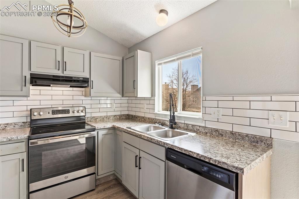 1429 N Canoe Creek Drive Colorado Springs CO 80906