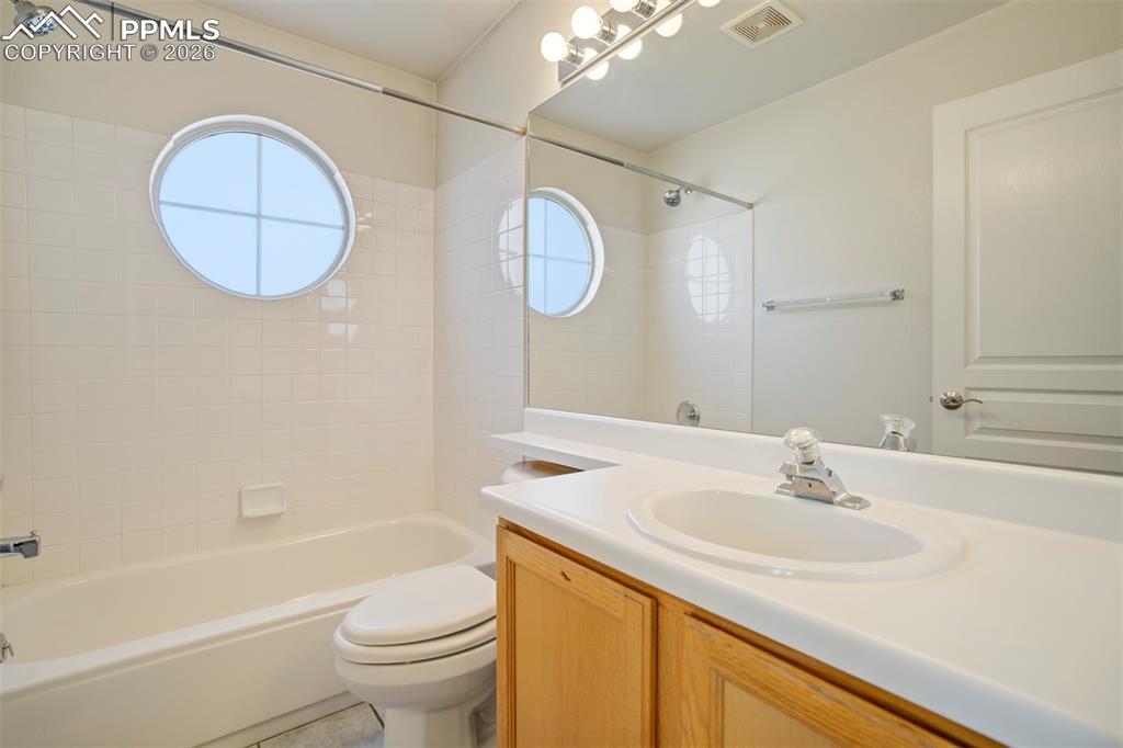 625 Riverview Lane Colorado Springs CO 80916
