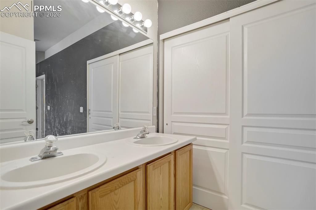 625 Riverview Lane Colorado Springs CO 80916