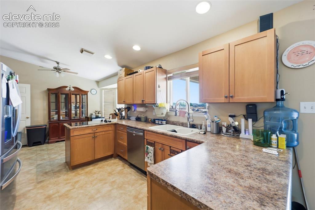 1286 N Ladonia Drive Pueblo CO 81007