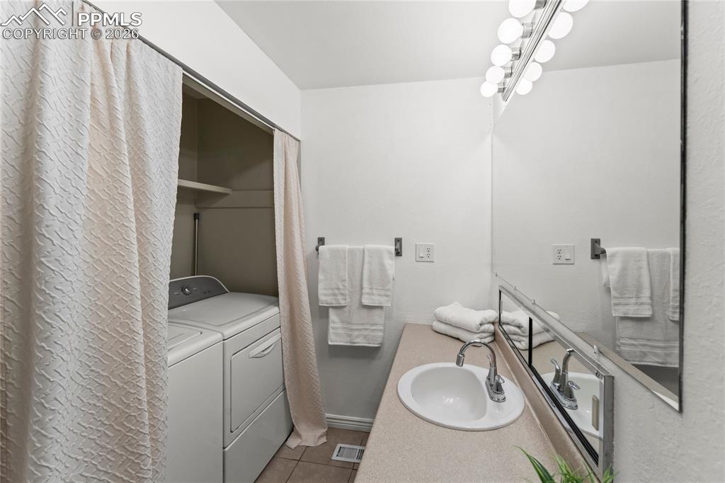 1604 Rosemont Drive Colorado Springs CO 80911