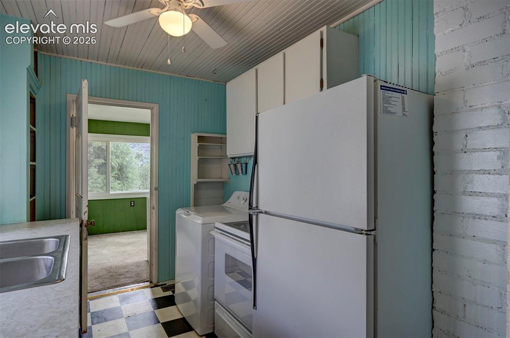 110 Duncan Avenue Manitou Springs CO 80829