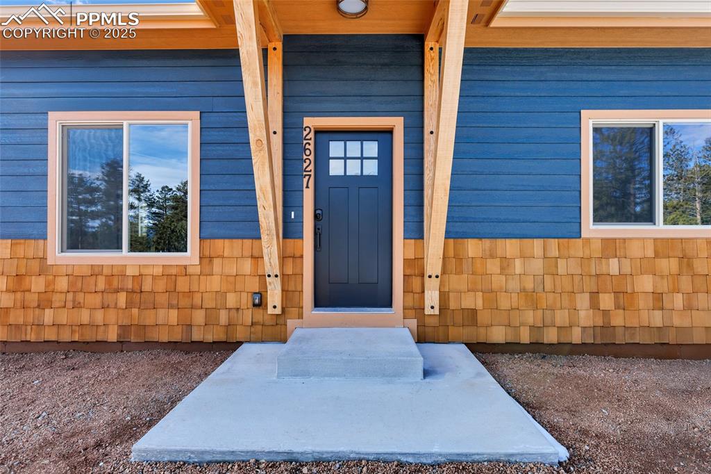2627 Pikes Peak Drive Florissant CO 80816