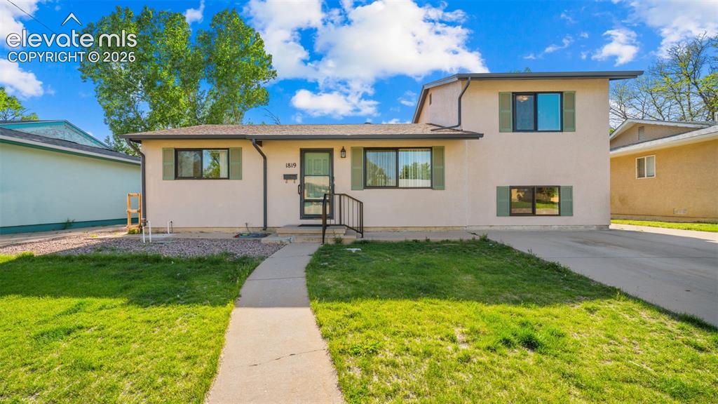 1819 Yakima Lane Pueblo CO 81001