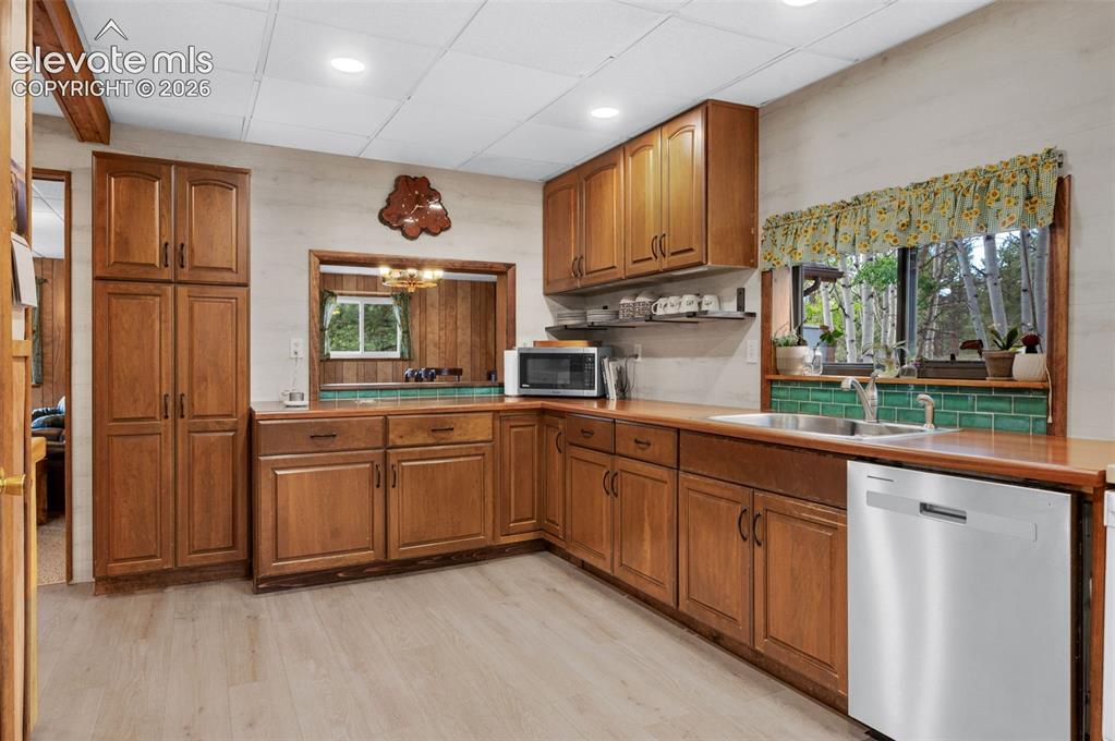 215 Valley Road Florissant CO 80816