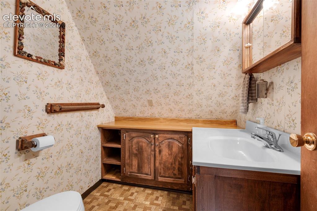 215 Valley Road Florissant CO 80816