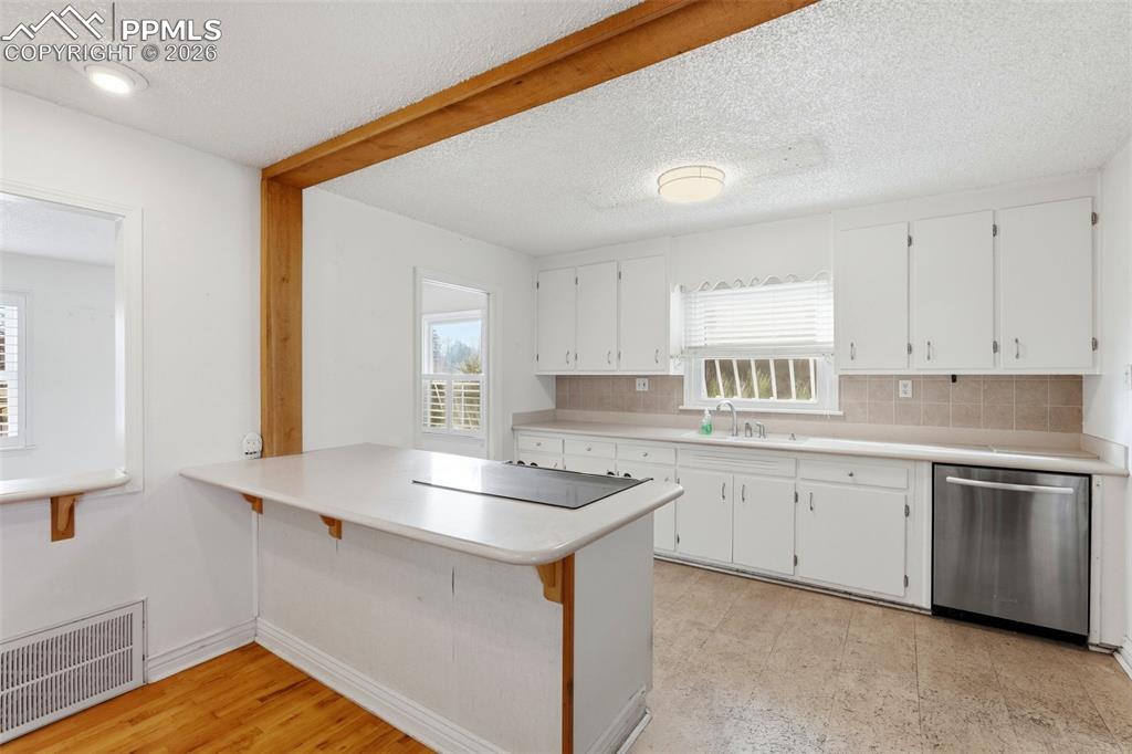 2020 N Wahsatch Avenue Colorado Springs CO 80907