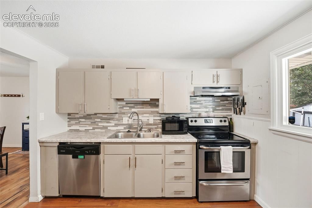 2116 Salt Drive Colorado Springs CO 80910