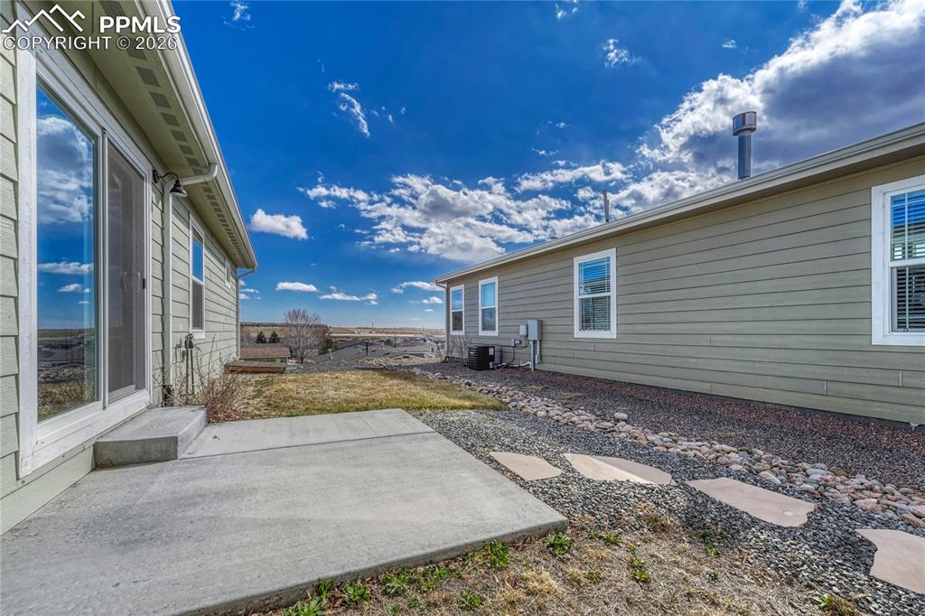 4157 Gray Fox Heights Colorado Springs CO 80922