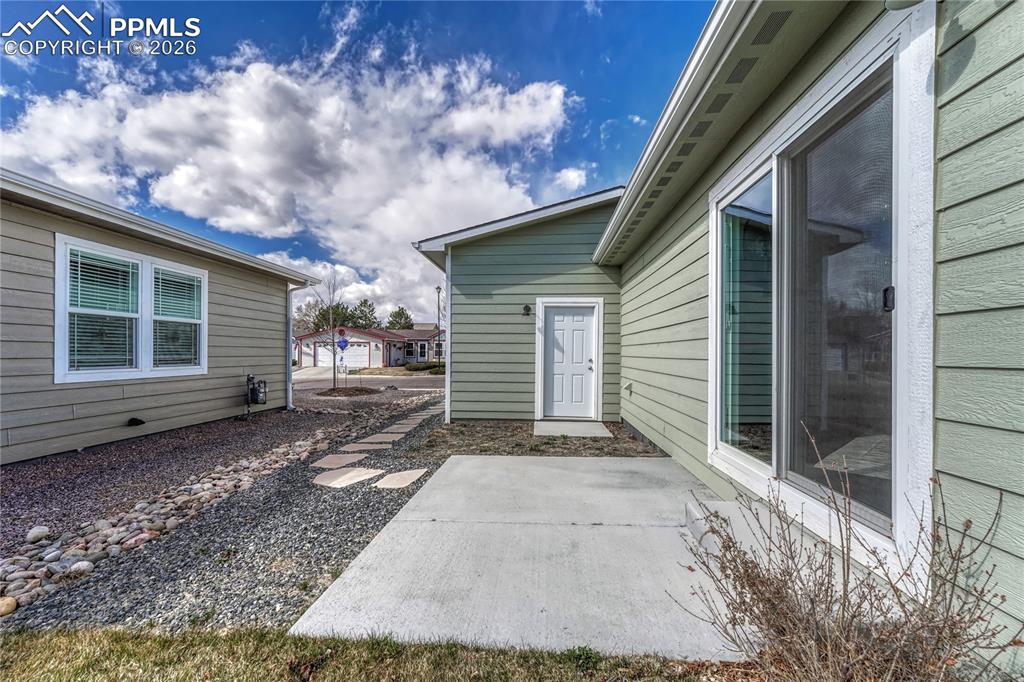 4157 Gray Fox Heights Colorado Springs CO 80922