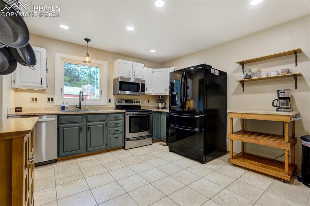 1011 South Avenue Woodland Park CO 80863