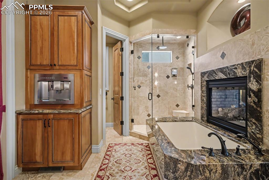 1095 High Lake View Colorado Springs CO 80906