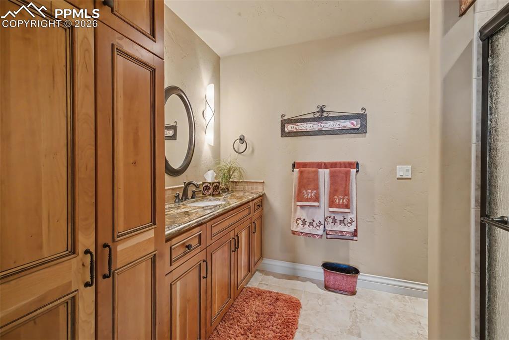 1095 High Lake View Colorado Springs CO 80906