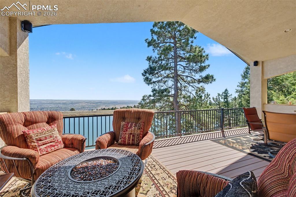 1095 High Lake View Colorado Springs CO 80906