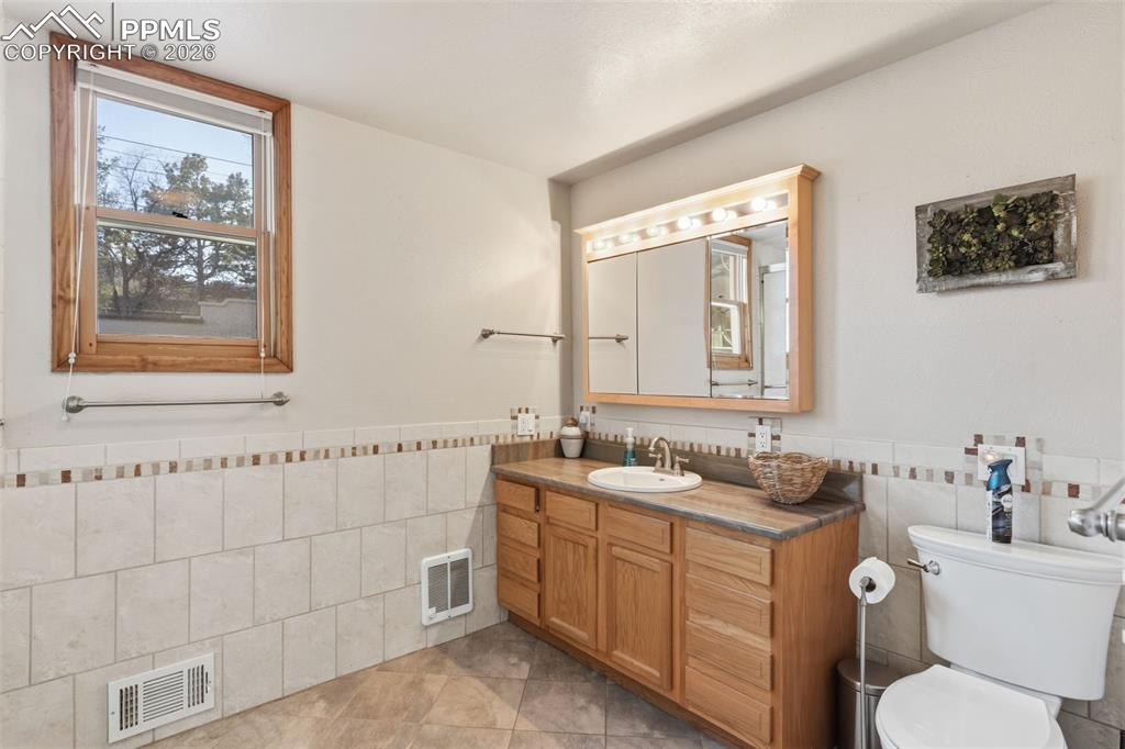 1414 Cheyenne Boulevard Colorado Springs CO 80906