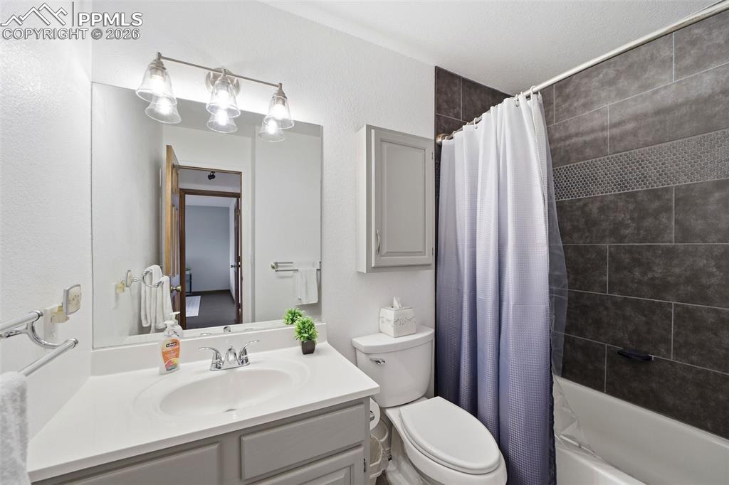 3909 Wesley Drive Colorado Springs CO 80917