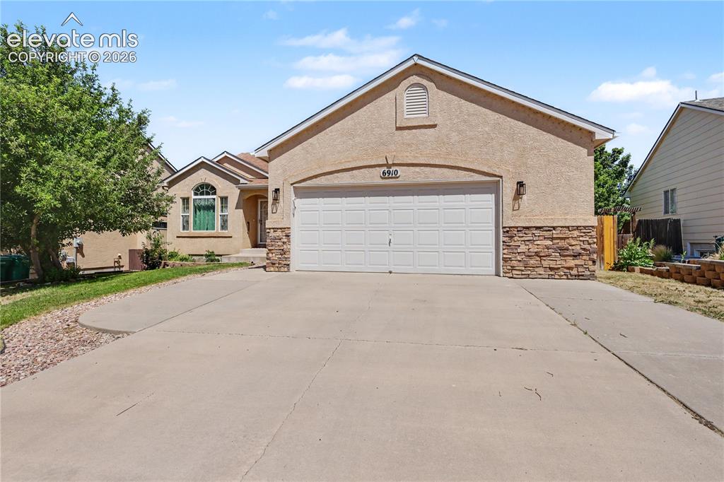 6910 Ketchum Drive Colorado Springs CO 80911