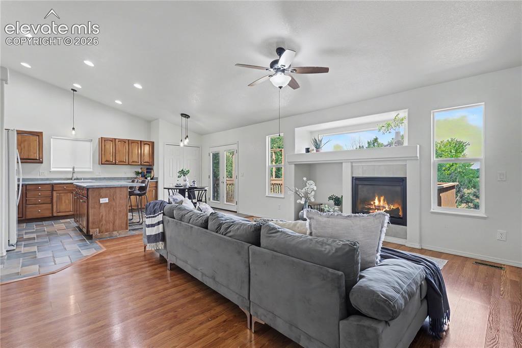 6910 Ketchum Drive Colorado Springs CO 80911