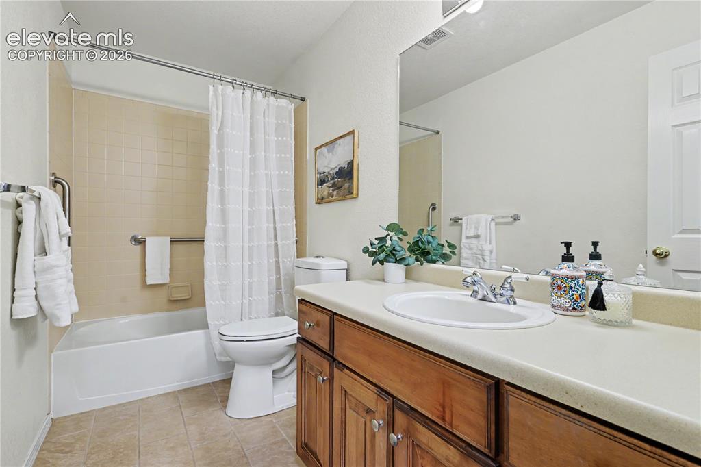 6910 Ketchum Drive Colorado Springs CO 80911