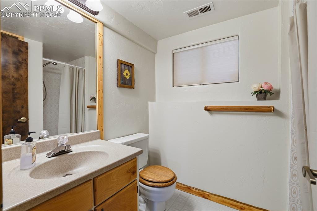 4955 Diamond Drive Colorado Springs CO 80918