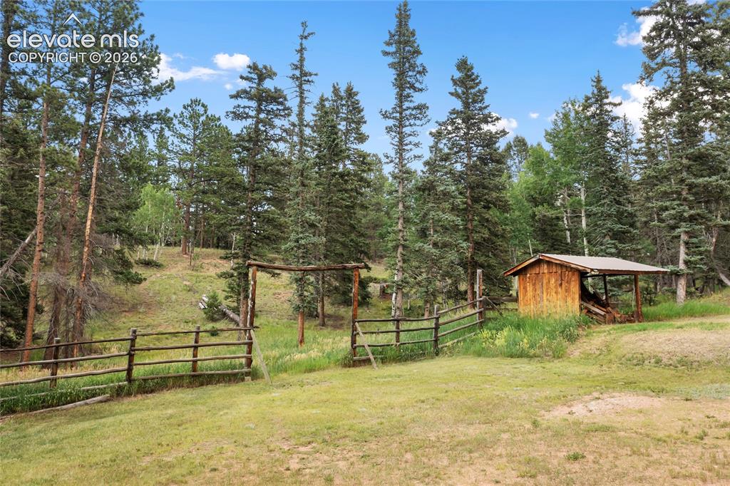 135 Daniwood Grove Florissant CO 80816
