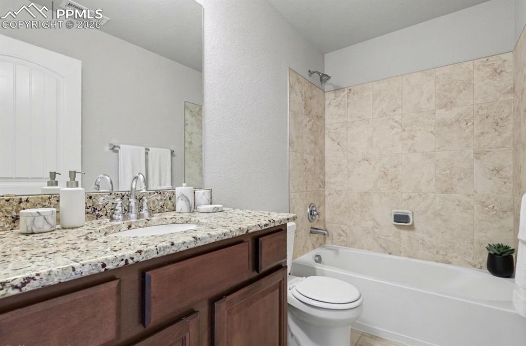 6983 Winnicut Drive Colorado Springs CO 80925