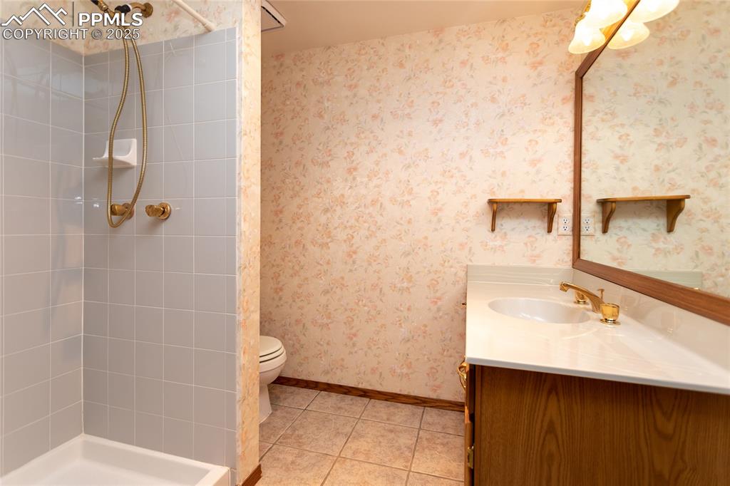 2525 Seright Court Colorado Springs CO 80915