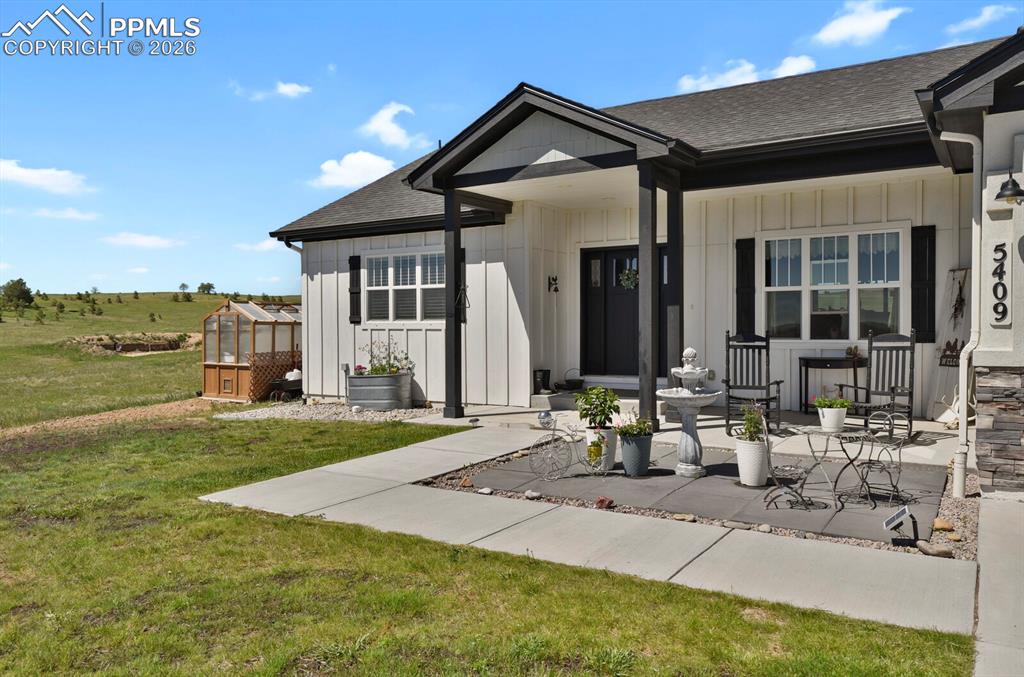 5449 Haes Haven View Colorado Springs CO 80908