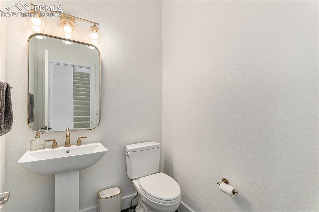 252 Huntley Court Castle Pines CO 80108