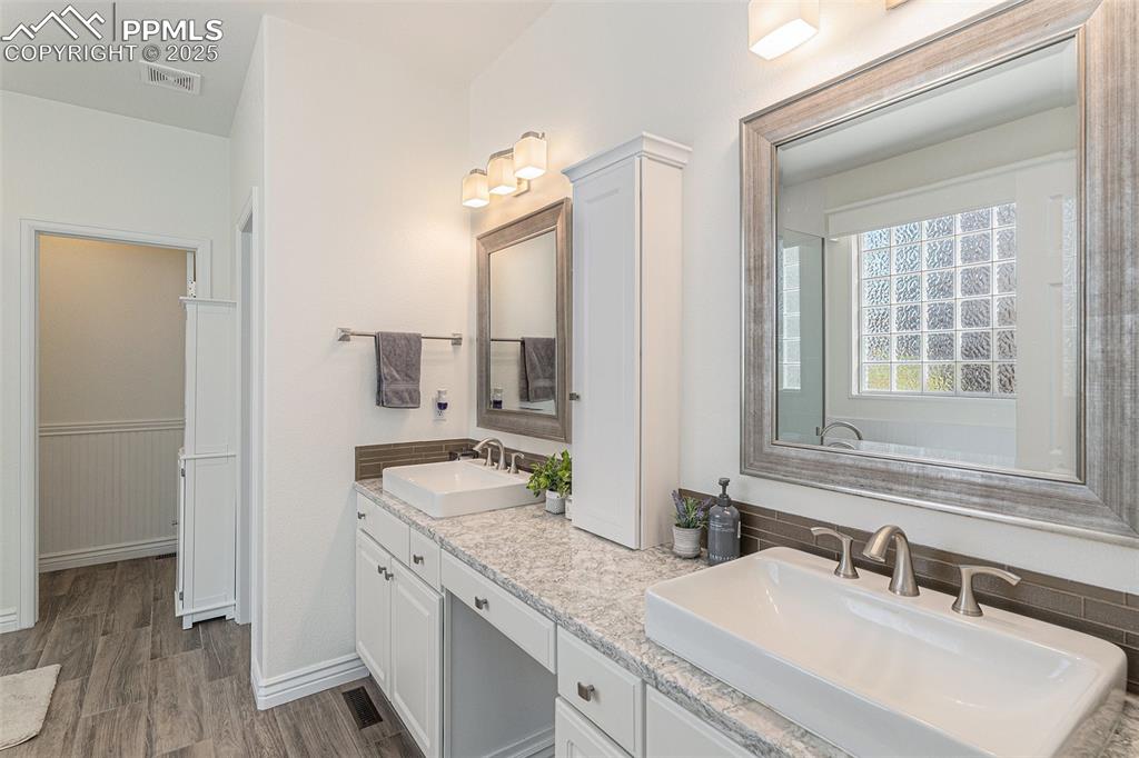 252 Huntley Court Castle Pines CO 80108