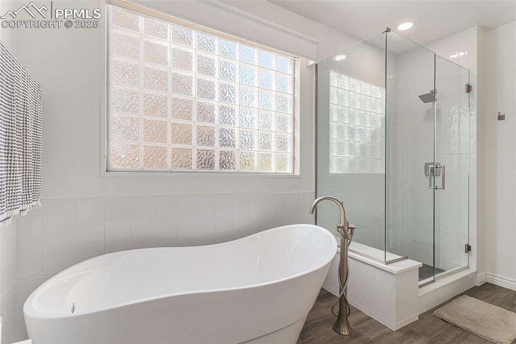 252 Huntley Court Castle Pines CO 80108