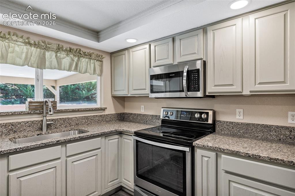 846 S Palomar Drive Pueblo CO 81007