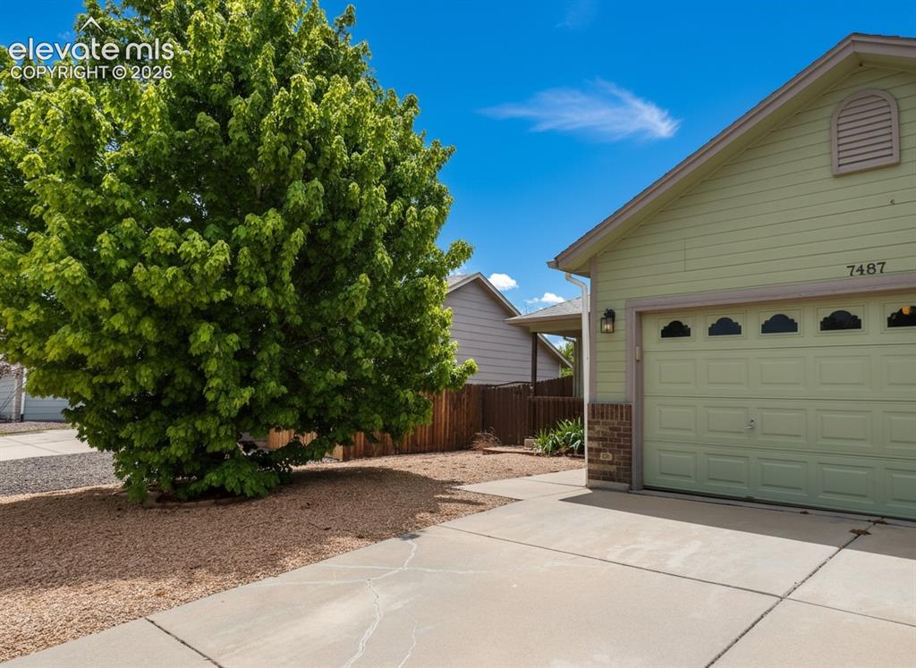 7487 Farmcrest Road Colorado Springs CO 80925