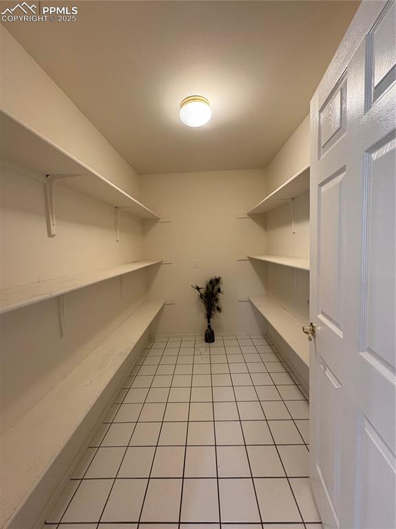 204 Bridle Trail Pueblo CO 81005